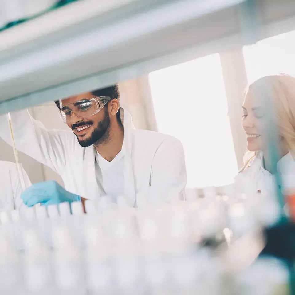 compounding-technicians-working together-in-pharmaceutical-laboratory-960px compounding-technicians-working together-in-pharmaceutical-laboratory-960px